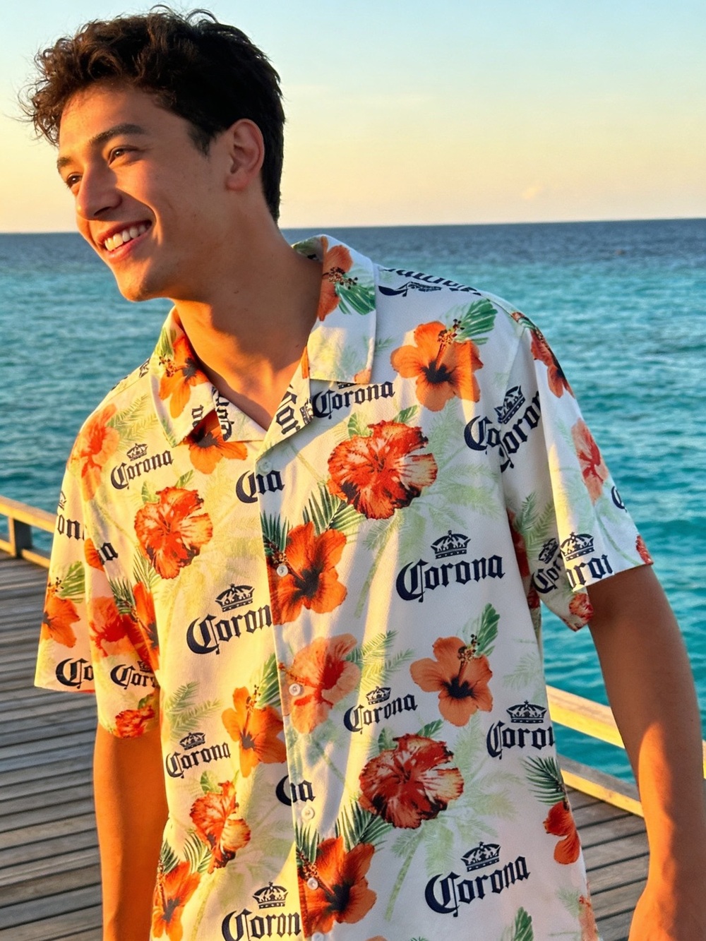 NWT Men’s Corona Floral Hawaiian Shirt